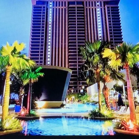 Queens Service Suites At Times Square Kl